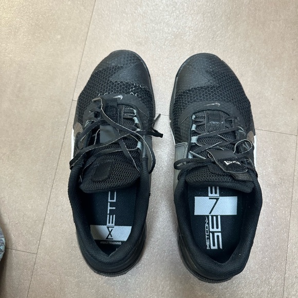 Nike Metcon 7 size 8! - Picture 1 of 4